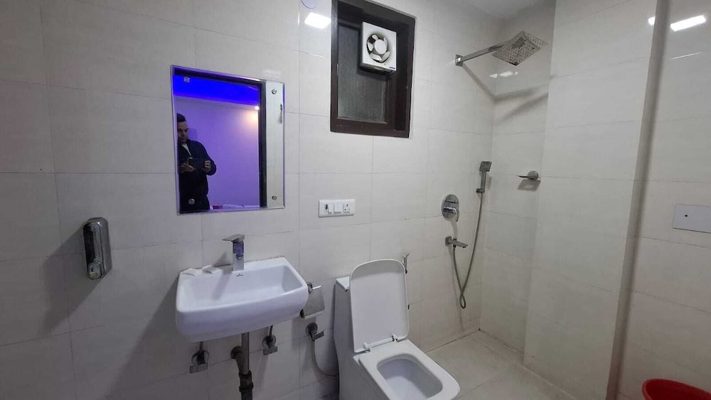 Hotel Taj Homestay- A Unit of Sahni's