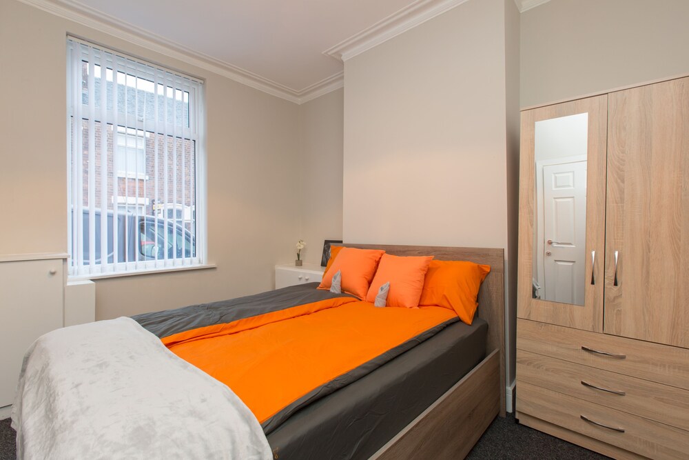 Stoke-on-trent Vacations - Townhouse  Rose Street Stoke - Property Image 8