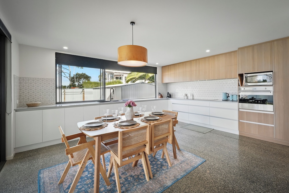 Beautiful Balook - 3 Bedroom Beach House