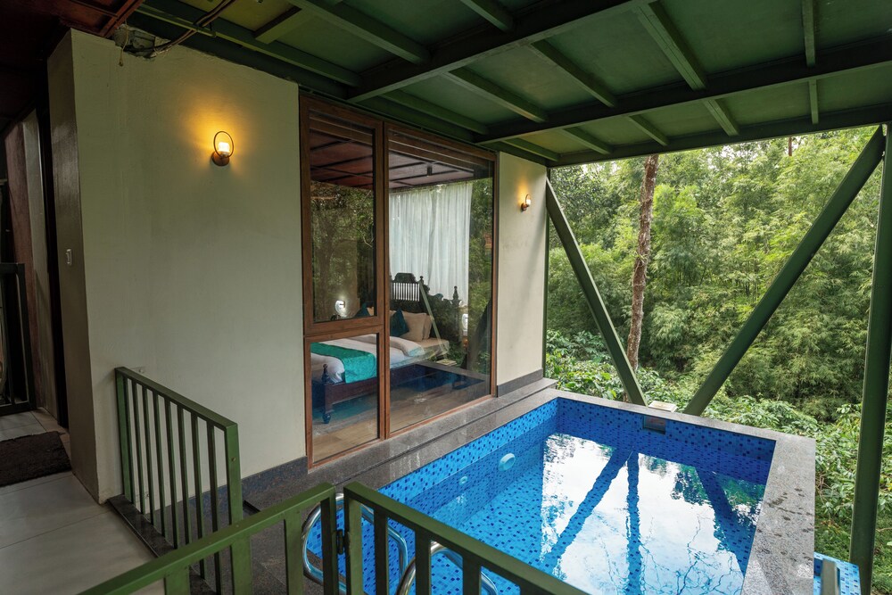 Kings Flora Luxury Organic FarmResort