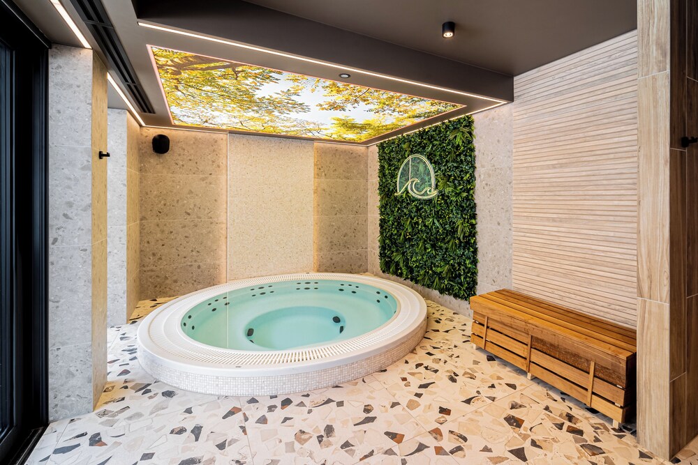 DELUXE SAND APARTMENT & SPA