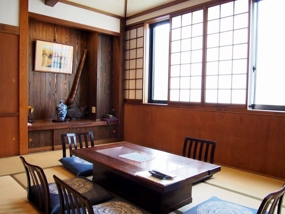Chuo Hotel view 3