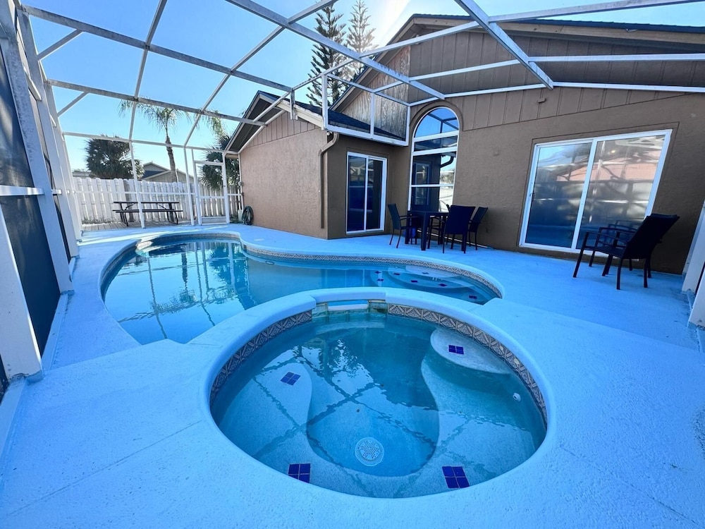 3b/2b Best Location, Private Pool, Indian Wells