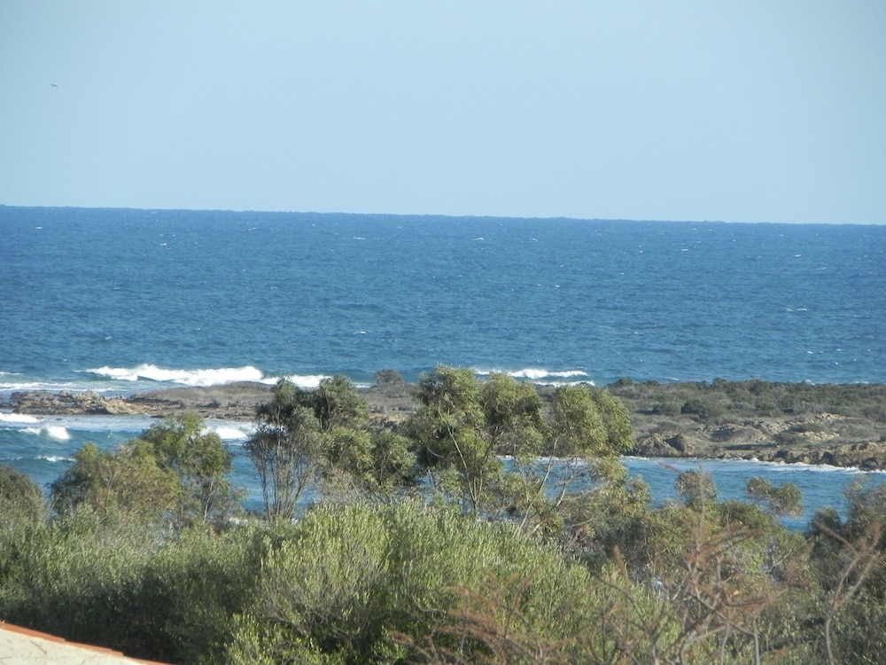 Villa 800 mt Spiaggia San Teodoro Amb01 view 3