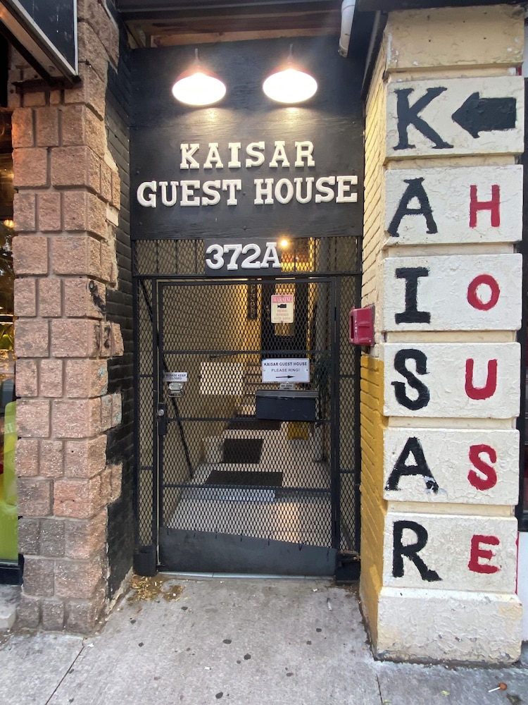 Kaisar Guest House
