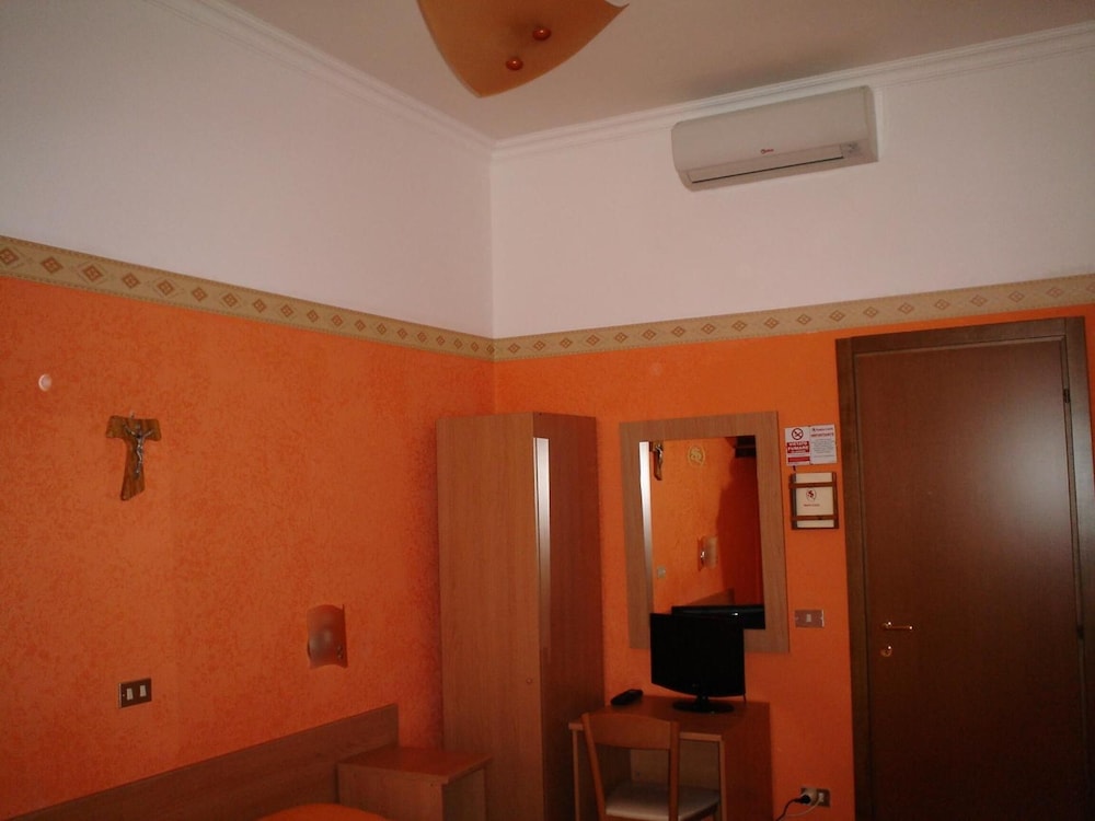 Photo 38