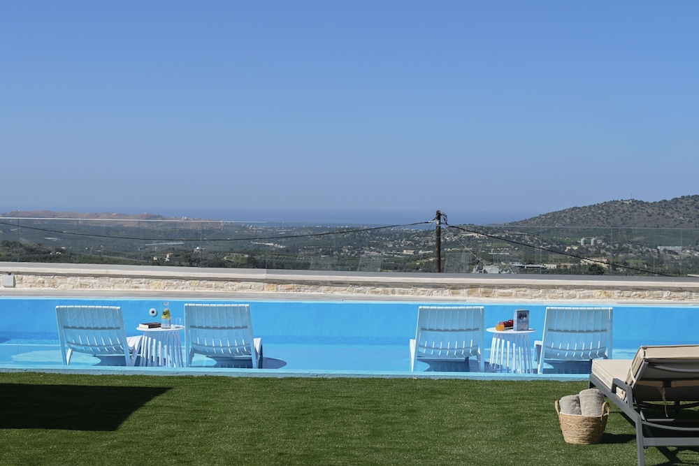 Elira Luxury Villa - With Private Pool