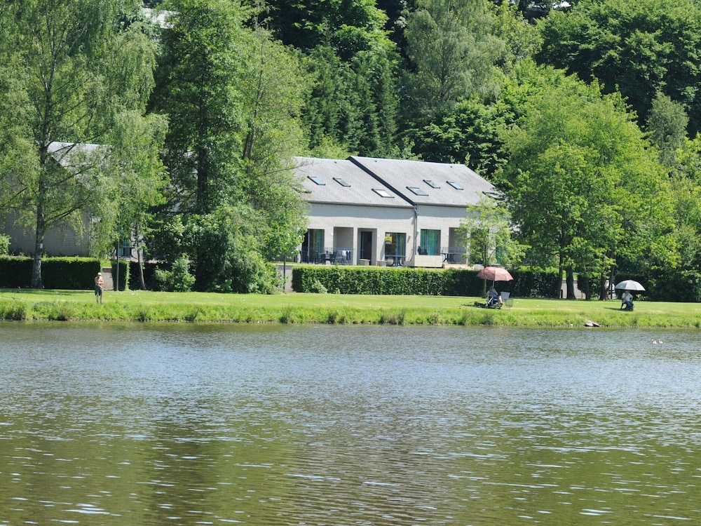 Comfortable, Renovated House With a Microwave, Near Vielsalm