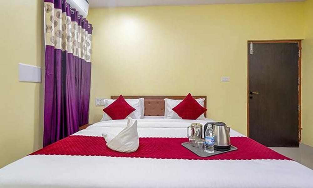 Fabhotel Ayodhya Comforts
