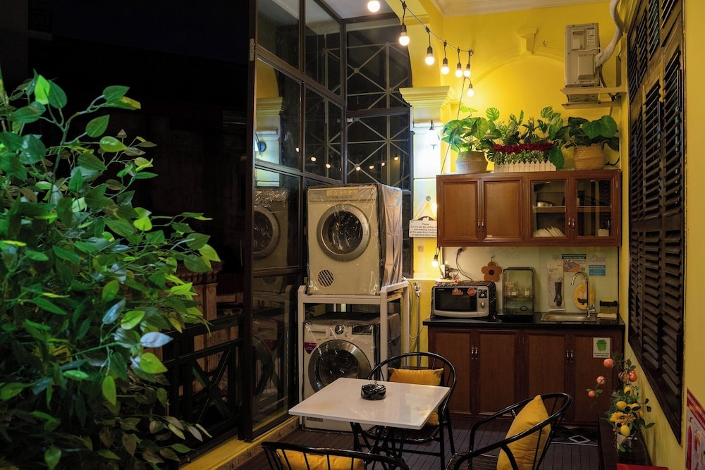 CozyPosy Premier Apartment