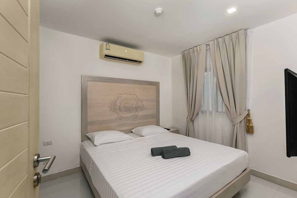 Karon Butterfly Condominium Phuket