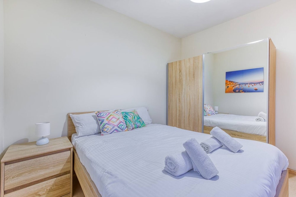 St James the Traditional 4-bed Townhouse Terrace