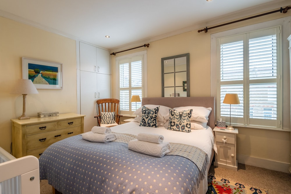 Charming Victorian Family Home in Wimbledon