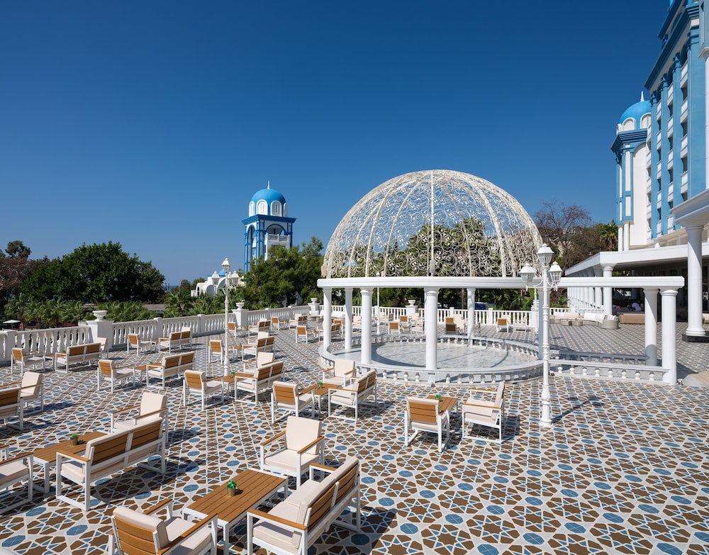 Rubi Platinum Spa Resort & Suites - All Inclusive