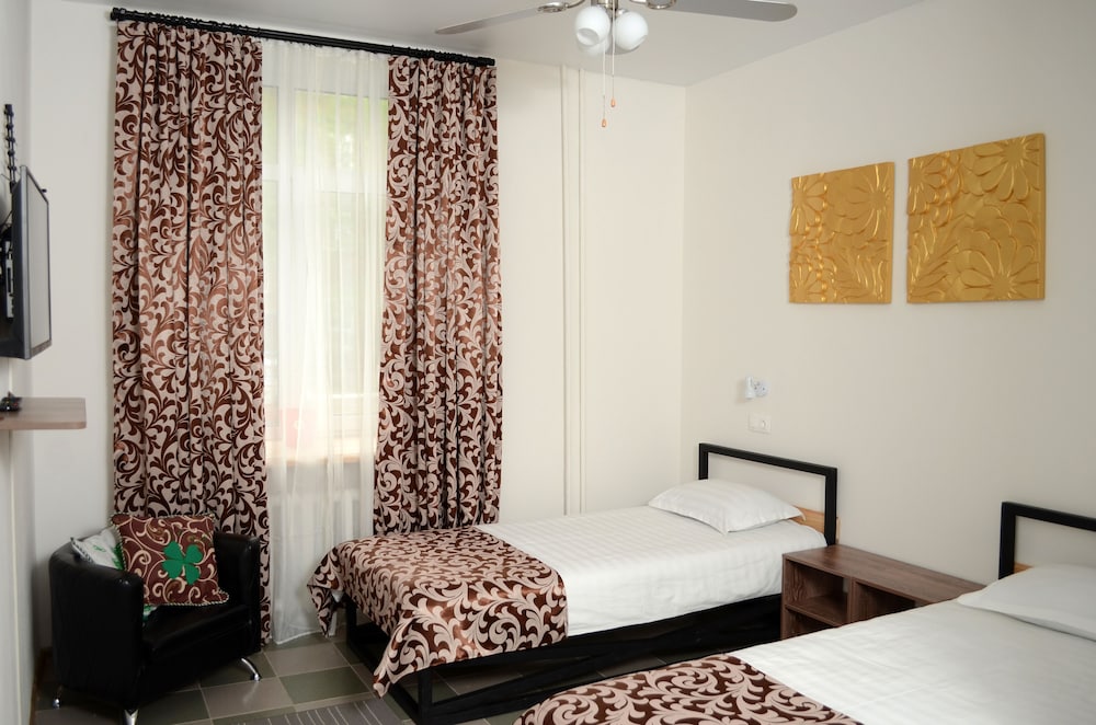 Hotel Lucky - Hostel