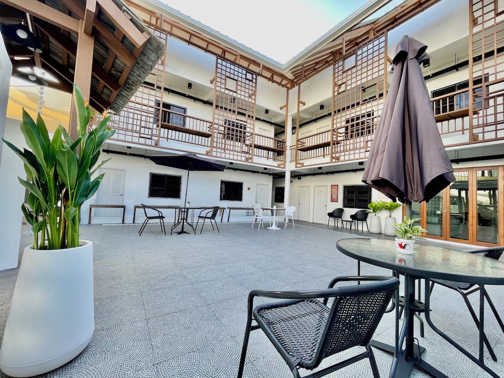 Secret Corner Boutique Hostel