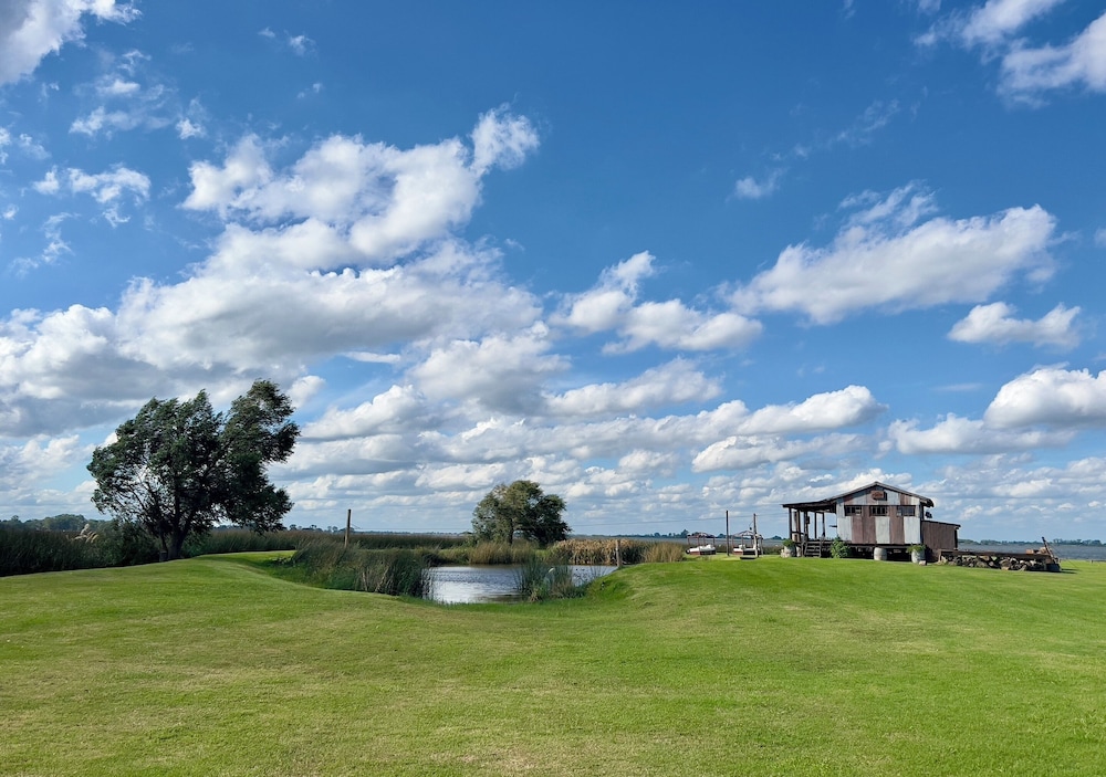 REFUGIO Natural Glamping