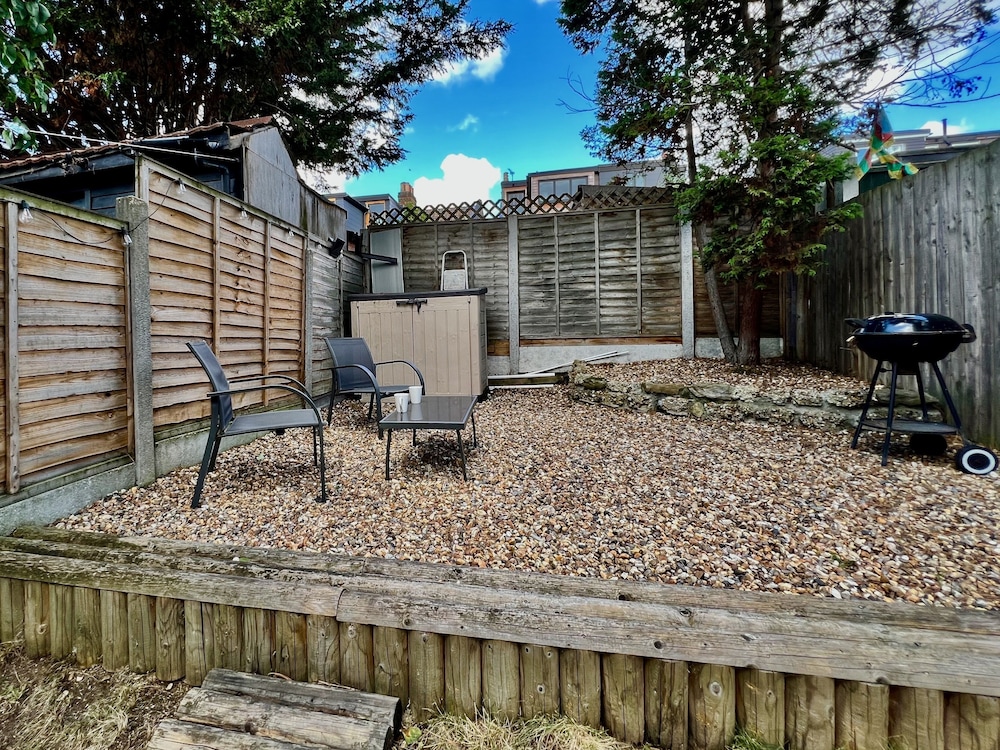 outdoor bbq area