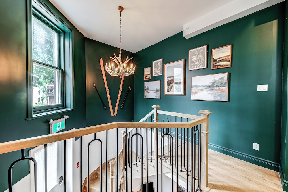 Majestic 3-Bedroom Designer Apartment