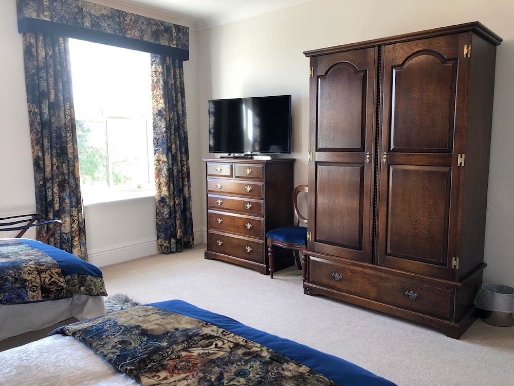 Lillium House view 4