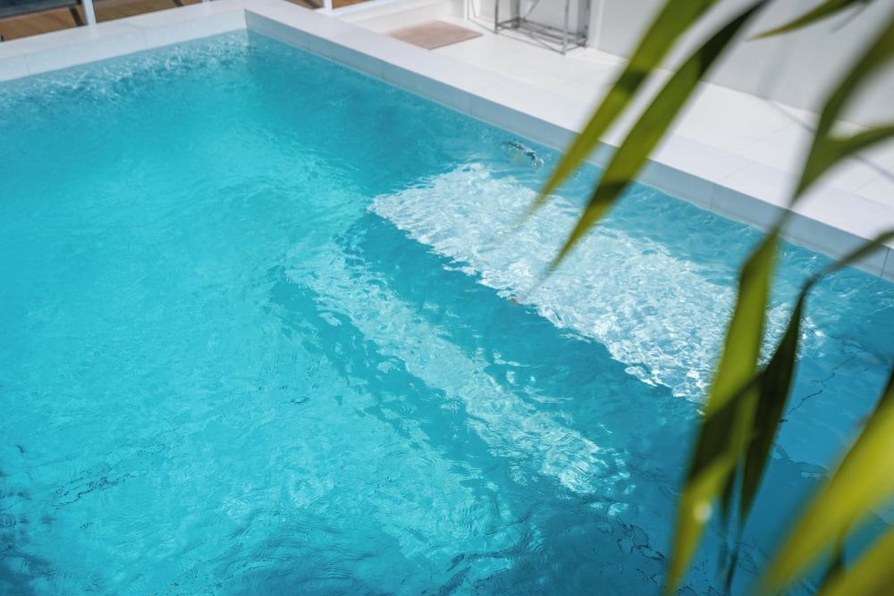 Dreamland Villa 1 Pool & Walk to Beach