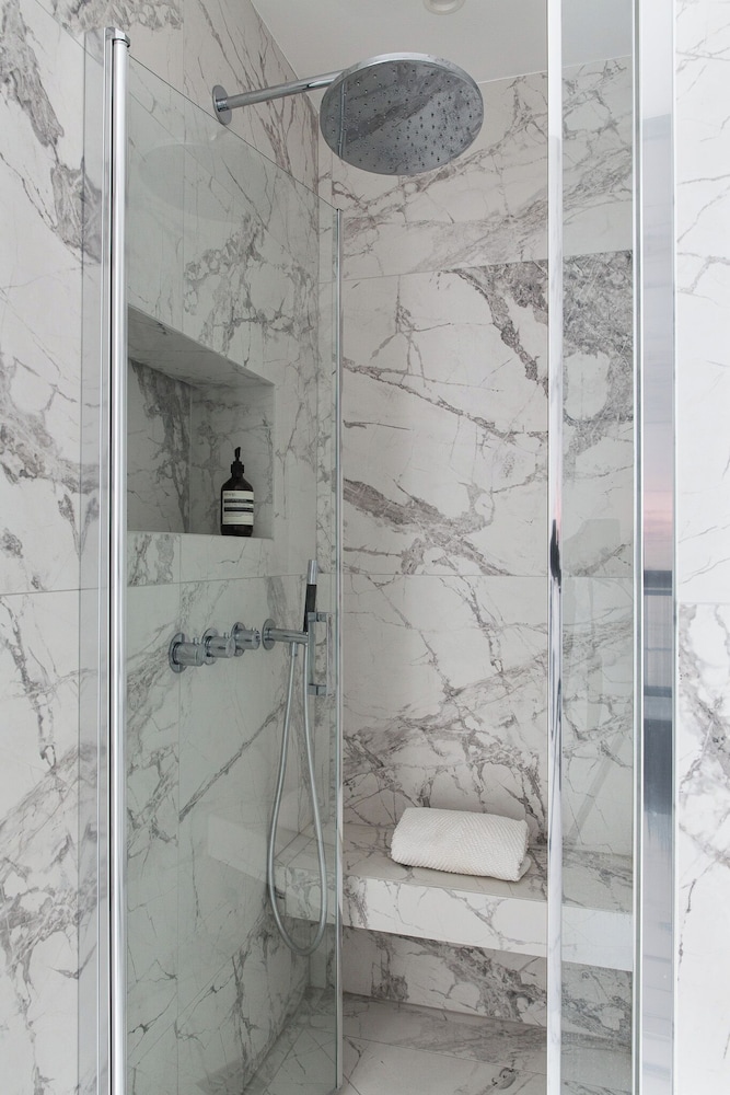 HIGHSTAY-Luxury Serviced Apartment- Arc de Triomphe