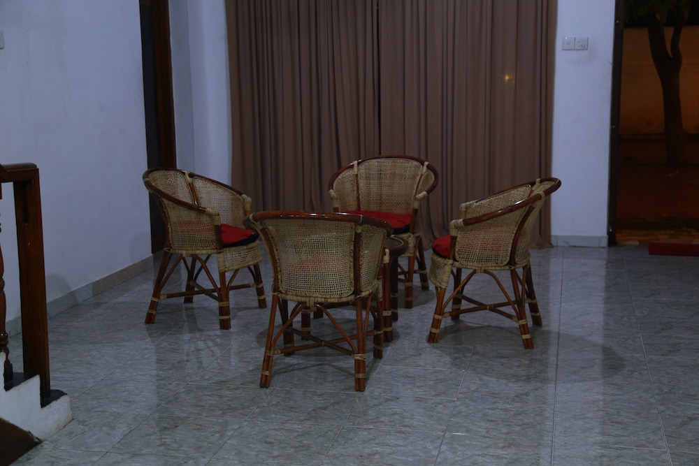 New Araliya Resort