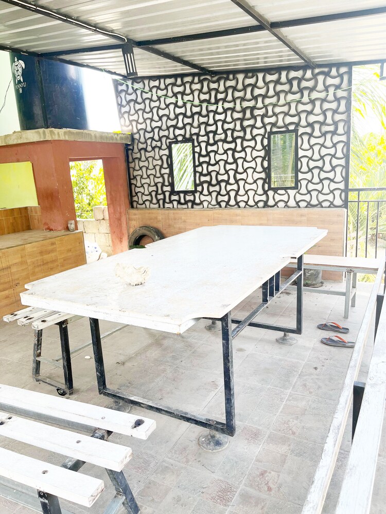 ZELLA KOST & HOMESTAY