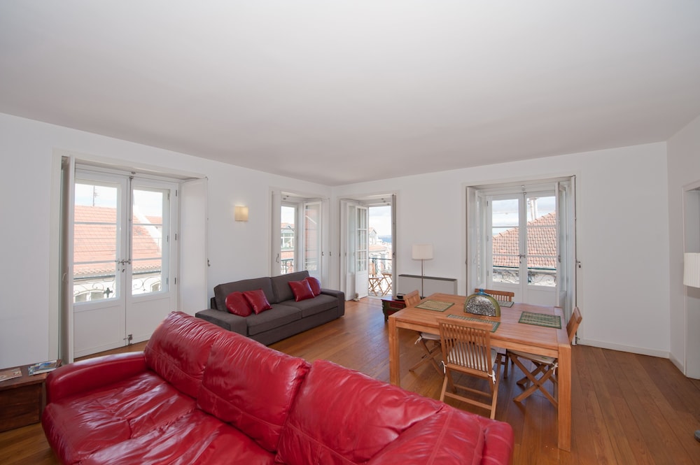Chiado Apartments