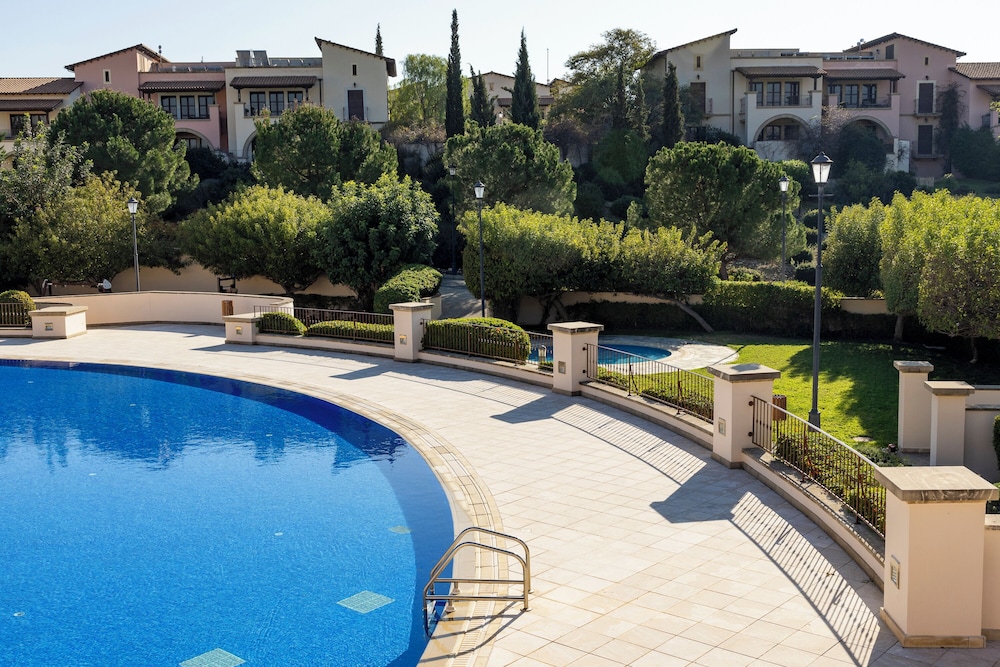 Zc02 Aphrodite Hills- Communal Pool, Garden
