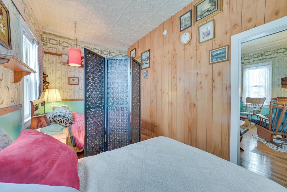 Historic Houghton Lake Getaway Near Shoreline - Property Image 27