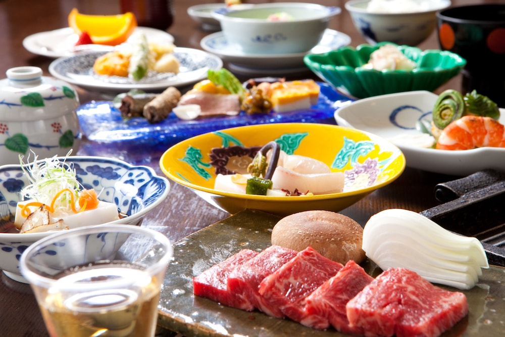 Yufunogo Saigakukan