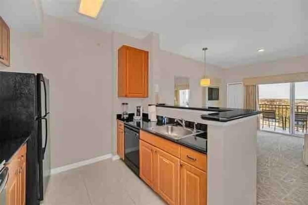 1 BED Suite The Point Orlando Universal
