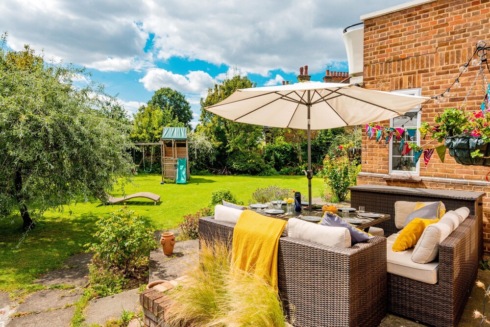outdoor bbq area
