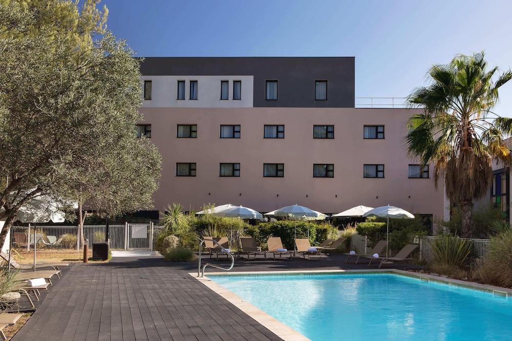 Vitrolles Vacations - Holiday Inn Marseille Airport, an IHG Hotel - Property Image 1