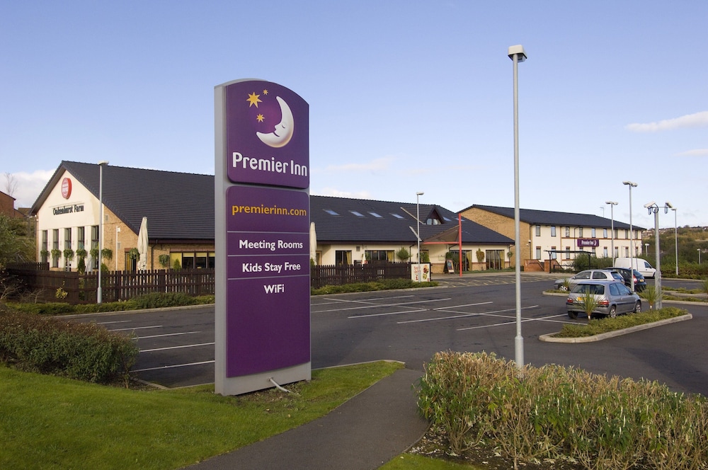 Premier Inn Blackburn South - M65 J4