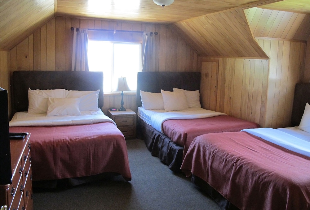 Convict Lake Resort