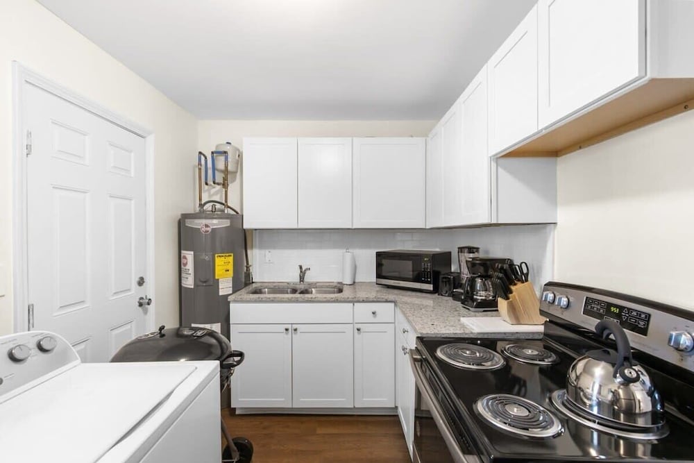 12th Ave The Bricks - Unit 2