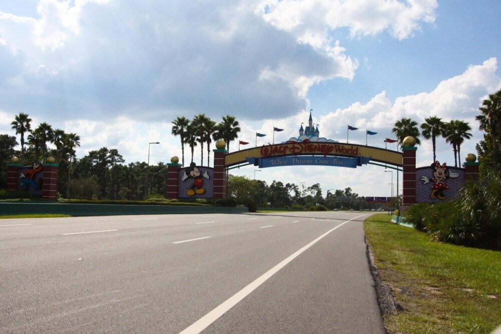 2803 Calabria - Image 3