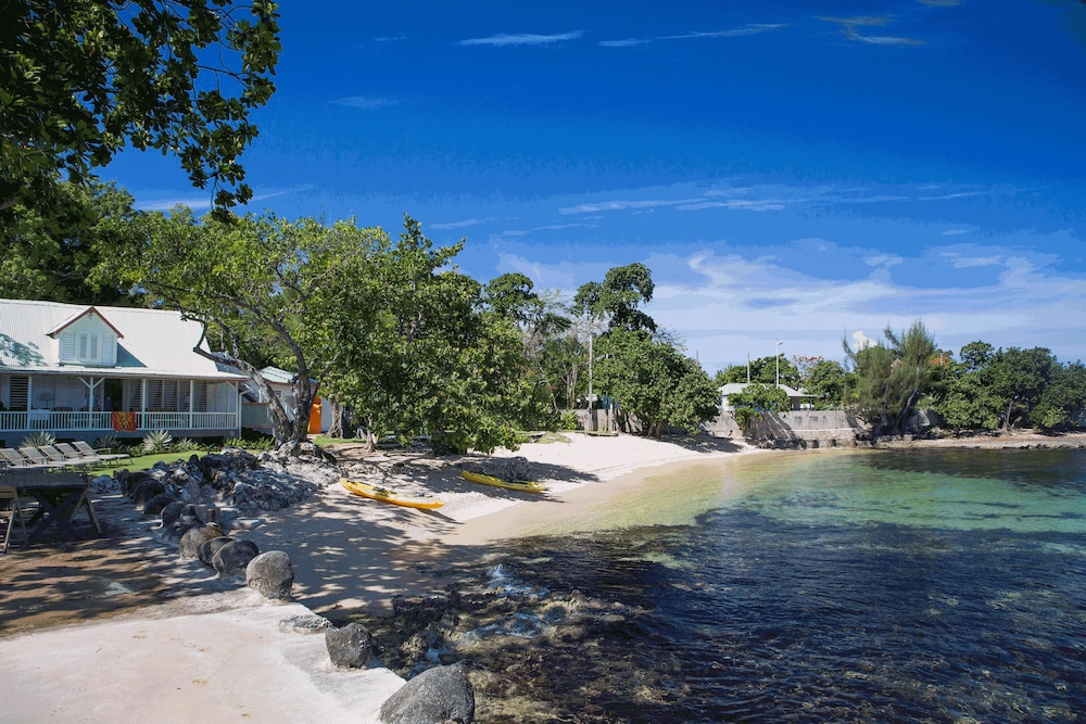 Hotel Beachcliff Villa Negril - Image 1