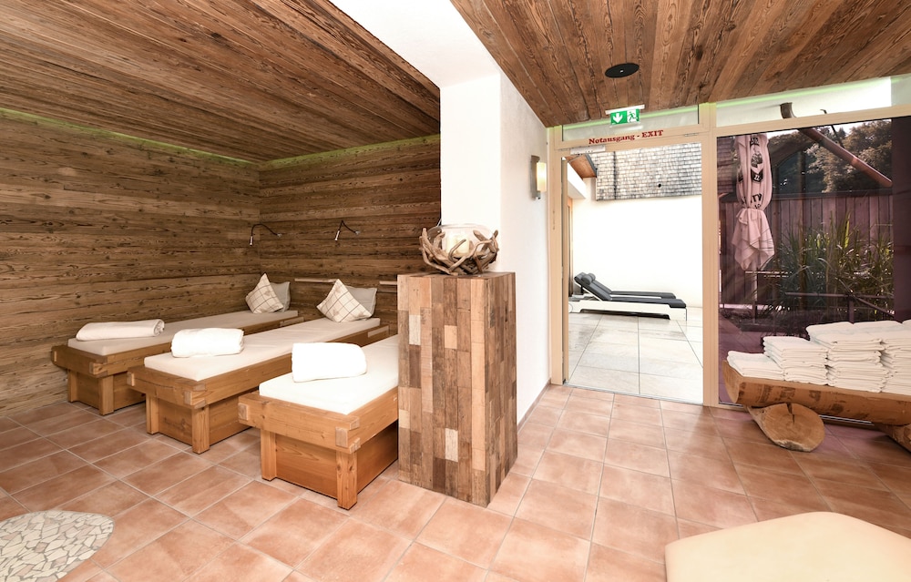 Hotel St. Hubertus Grossdorf e.U.