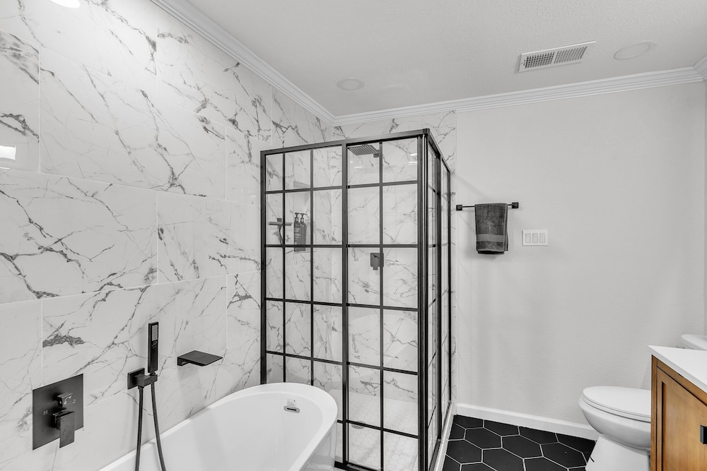Stylish Flower Mound Home With Private Pool 5 Bedroom Home