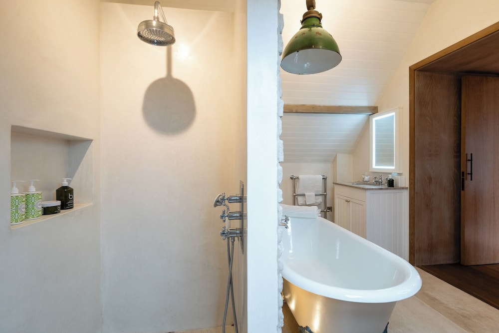 Stunning 6 BB Cottage & Annexe
