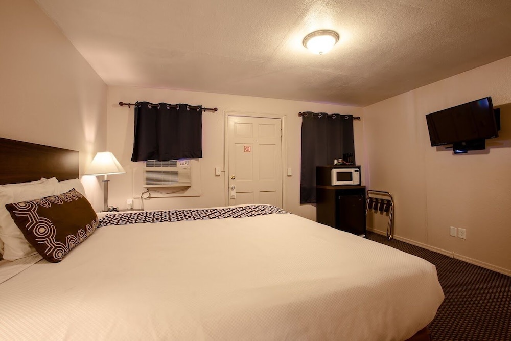 Celilo Inn