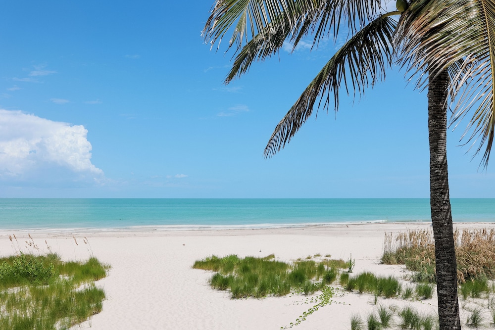 Sanibel Siesta on the Beach
