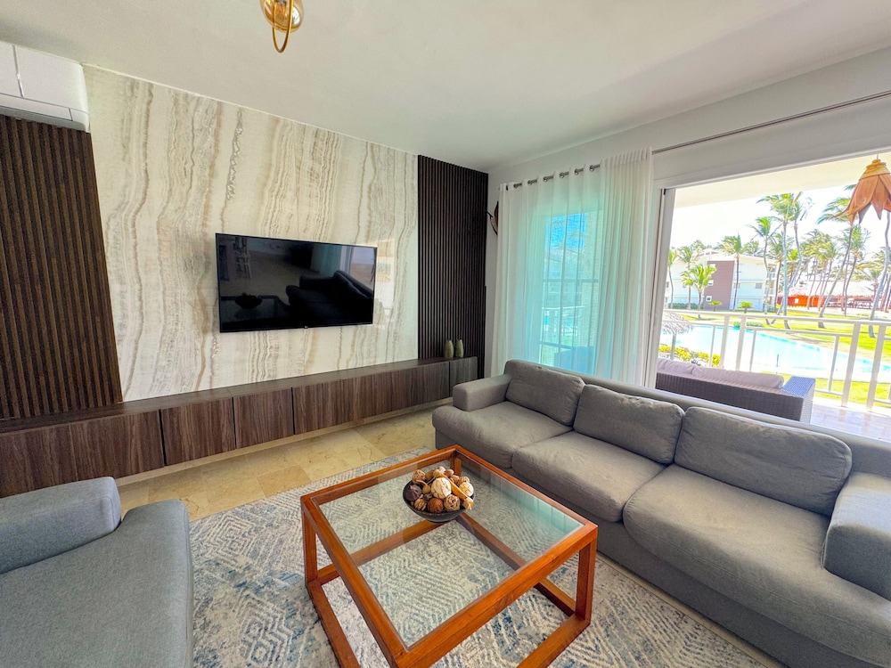 Playa Palmera Beach Front Apartments