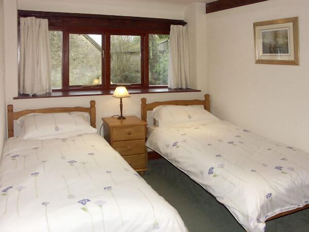 Brook Cottage view 4