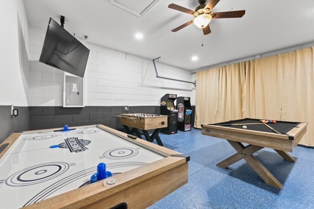 4br Resort Villa W/ Pool & Spa Close To Disney 4 Bedroom Villa