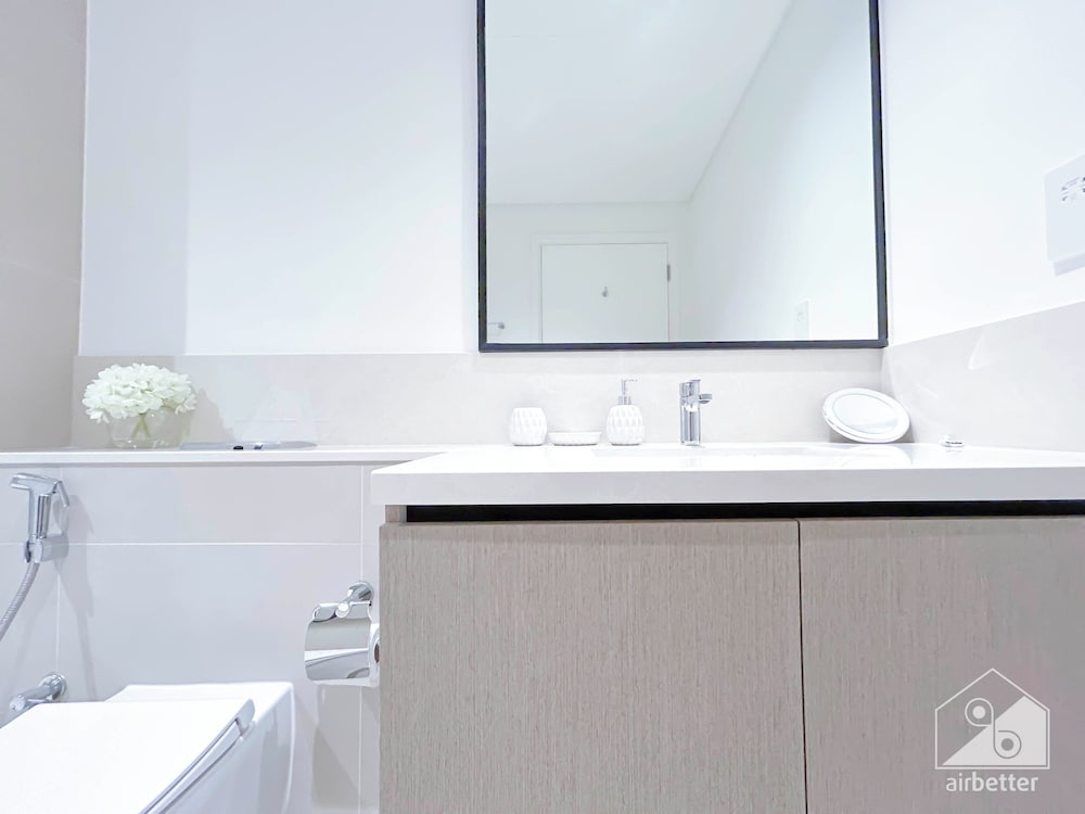 Luxurious 2B Apartment at Burj Crown Downtown