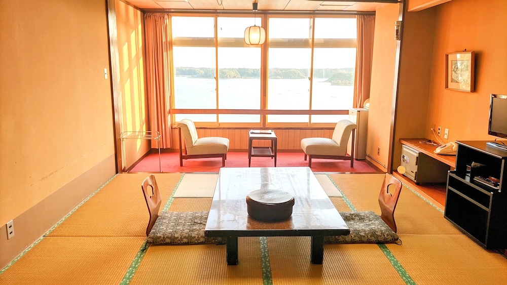 Sado Ryotsu Shiizaki Onsen
